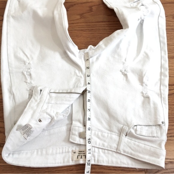 L.T.J. Letter To Juliet High Rise White Romeo Distressed Straight Raw Hem Jeans - Picture 10 of 16
